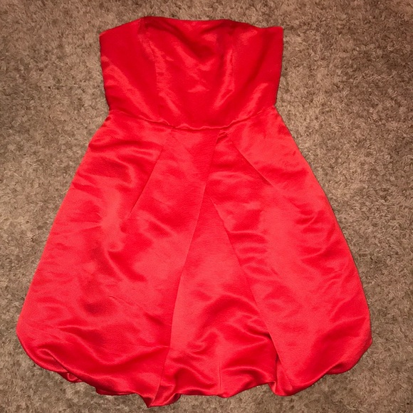 Express Dresses & Skirts - Express strapless dress